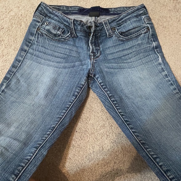 Jeans - Picture 2 of 4